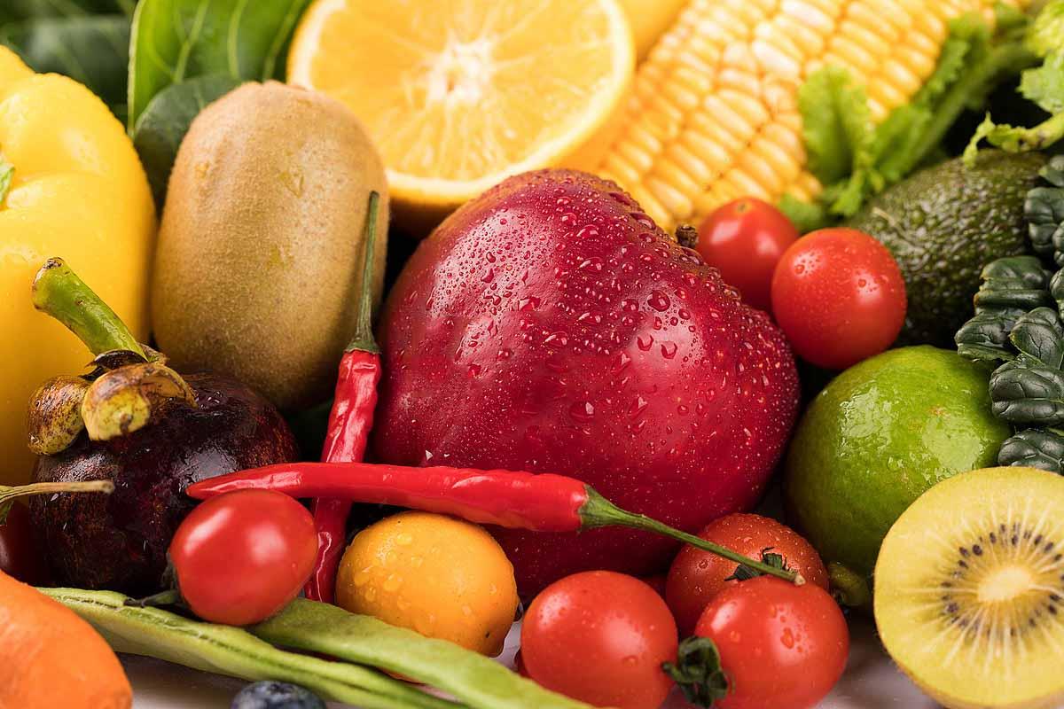 The difference between organic food and regular food